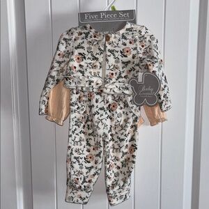 NEW! Baby girl, Floral 5-piece outfit Set, Daddy’s Girl peach floral outfit